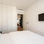 Apartment K Luxury Few Min Walk From The