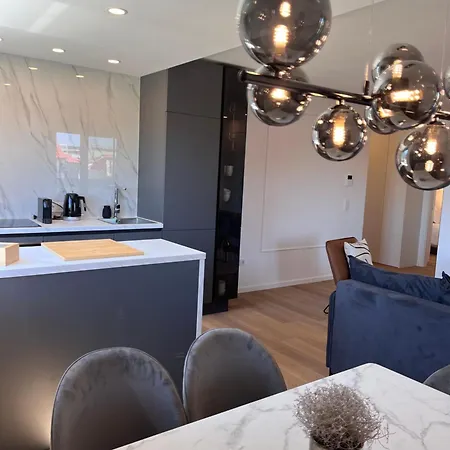 Διαμέρισμα K Luxury Few Min Walk From The *