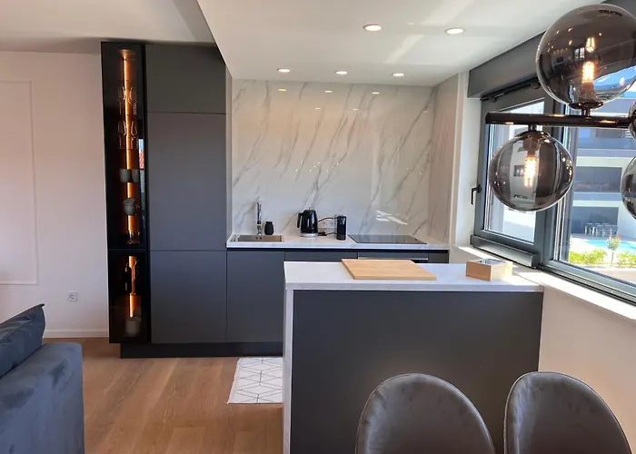 K Luxury Few Min Walk From The 아파트